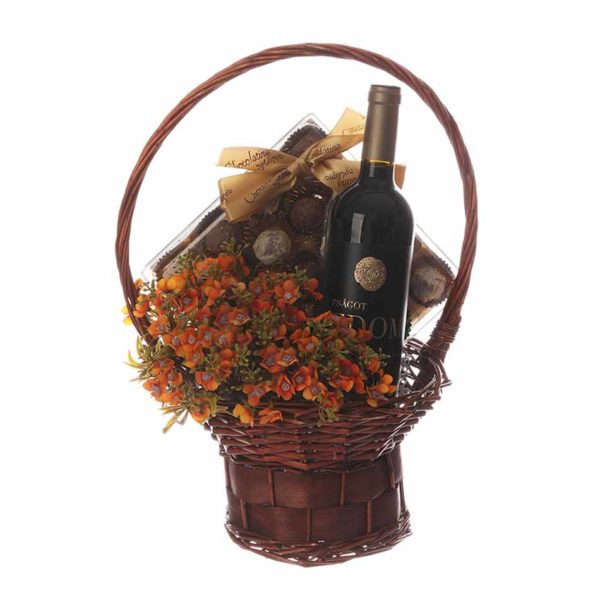 Give Mishloach Manot Gift Baskets to your loved ones in Israel with basketstoisrael.com.